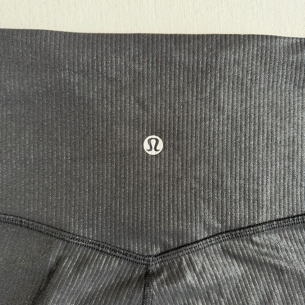 Lululemon Align Ribbed HR Short 6" High Rise Black Shine Size 6 Nulu Stretch - Picture 3 of 5